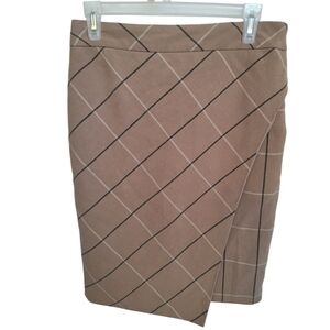 Katherine Barclay Plaid Tan Skirt - Size 6